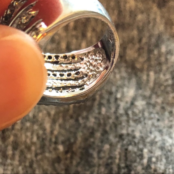 Lia Sophia “Stellar” size 6 rhodium coated and CZ ring - Picture 2 of 5